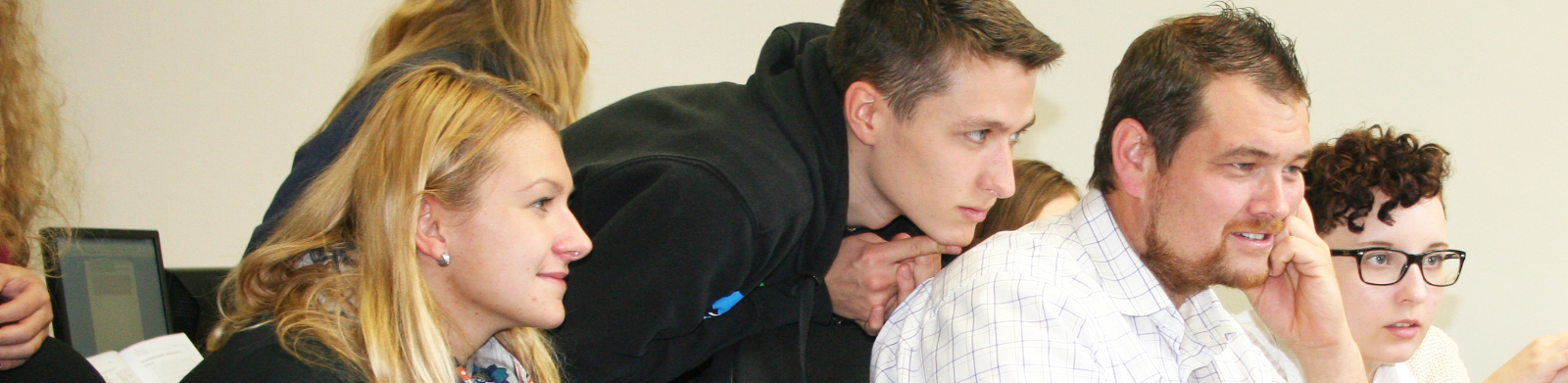 Sport Kunst Informationstechnik Werken Augsburg Bayern Lehrer